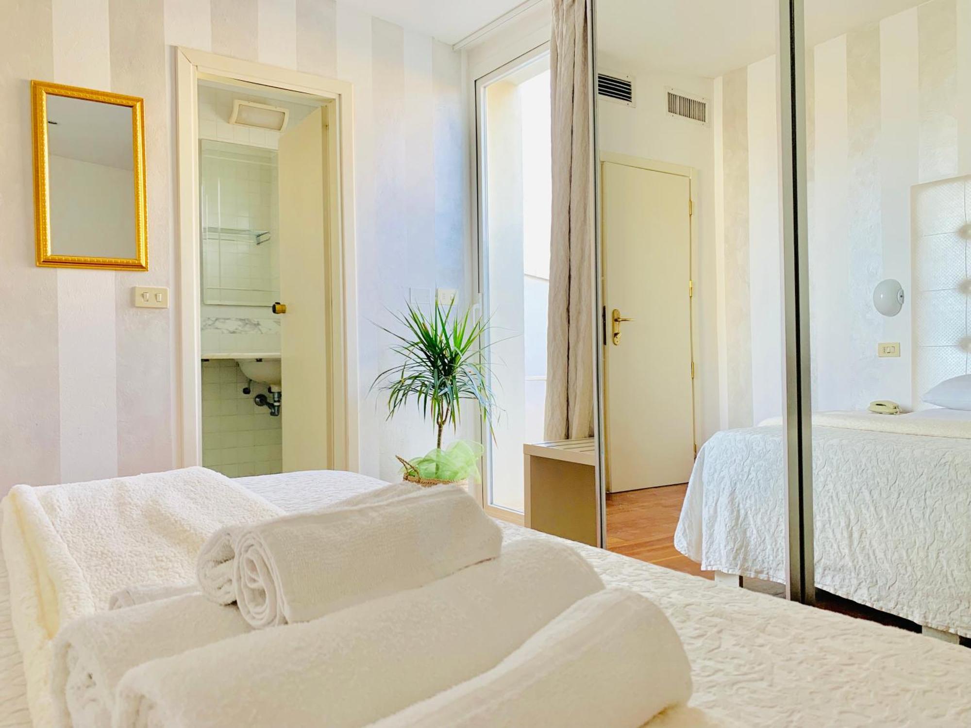 Hotel Baby B&B 밀라노마리티마 외부 사진